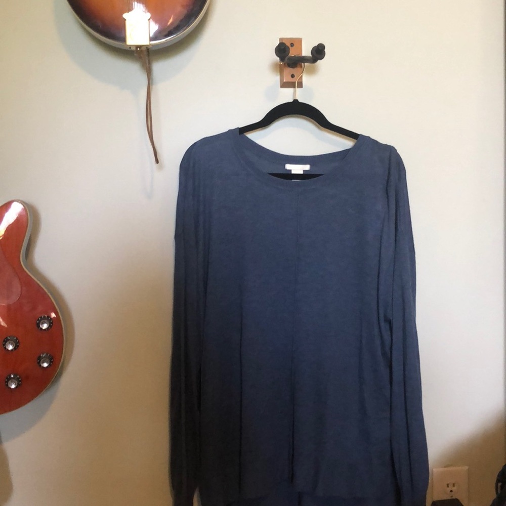 Blue light sweater - Picture 2 of 5